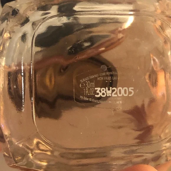 *LIKE NEW* YSL Mon Paris Eau de Parfum Spray Perfume [1 ounce bottle] - Picture 7 of 8